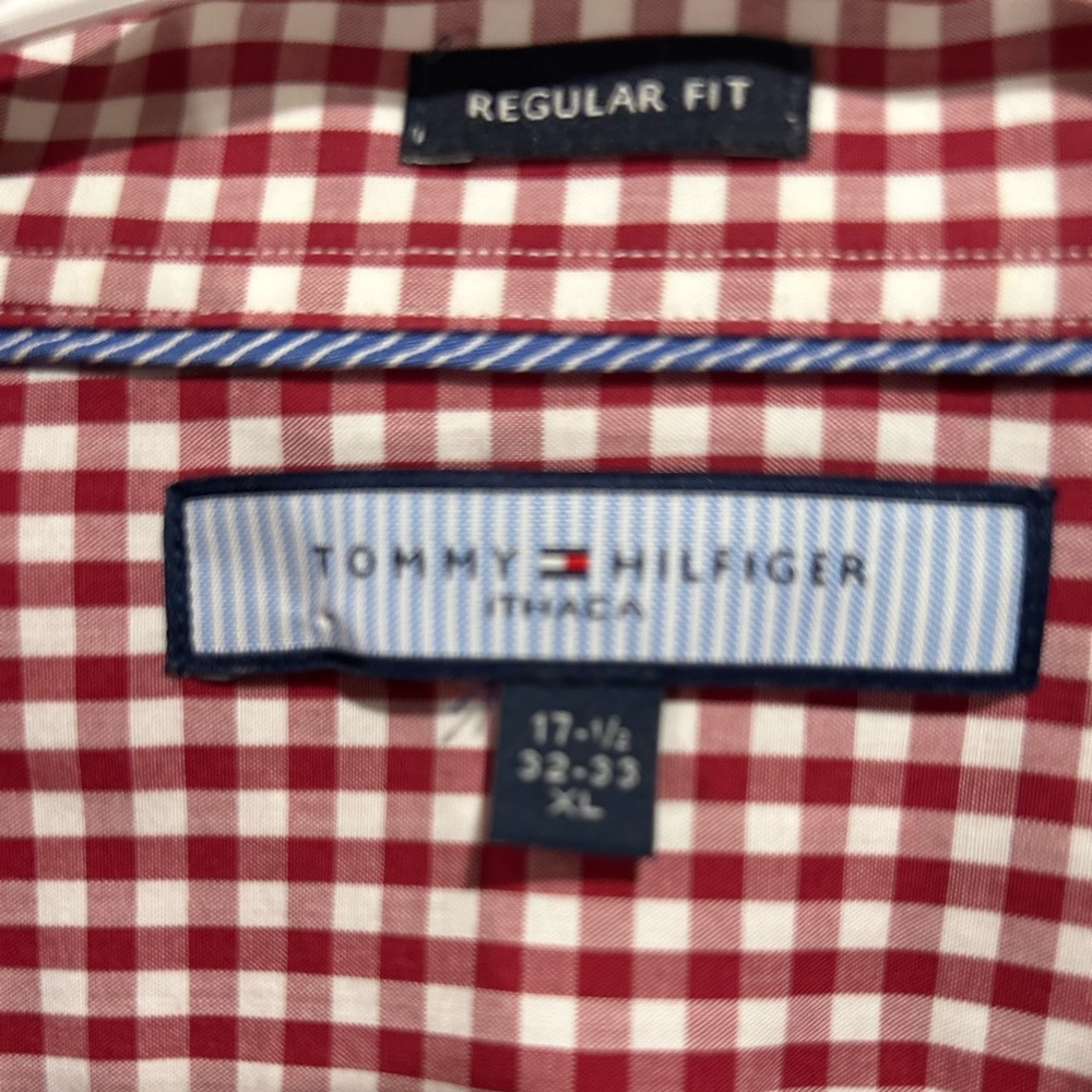 Tommy Hilfiger Regular fit plaid long sleeve shirt XL, 17-1/2 32-33